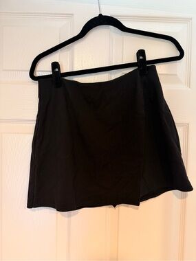 American Eagle Black Skort
